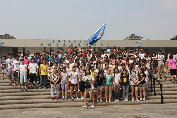 2014级学生参观秦始皇兵马俑博物馆
